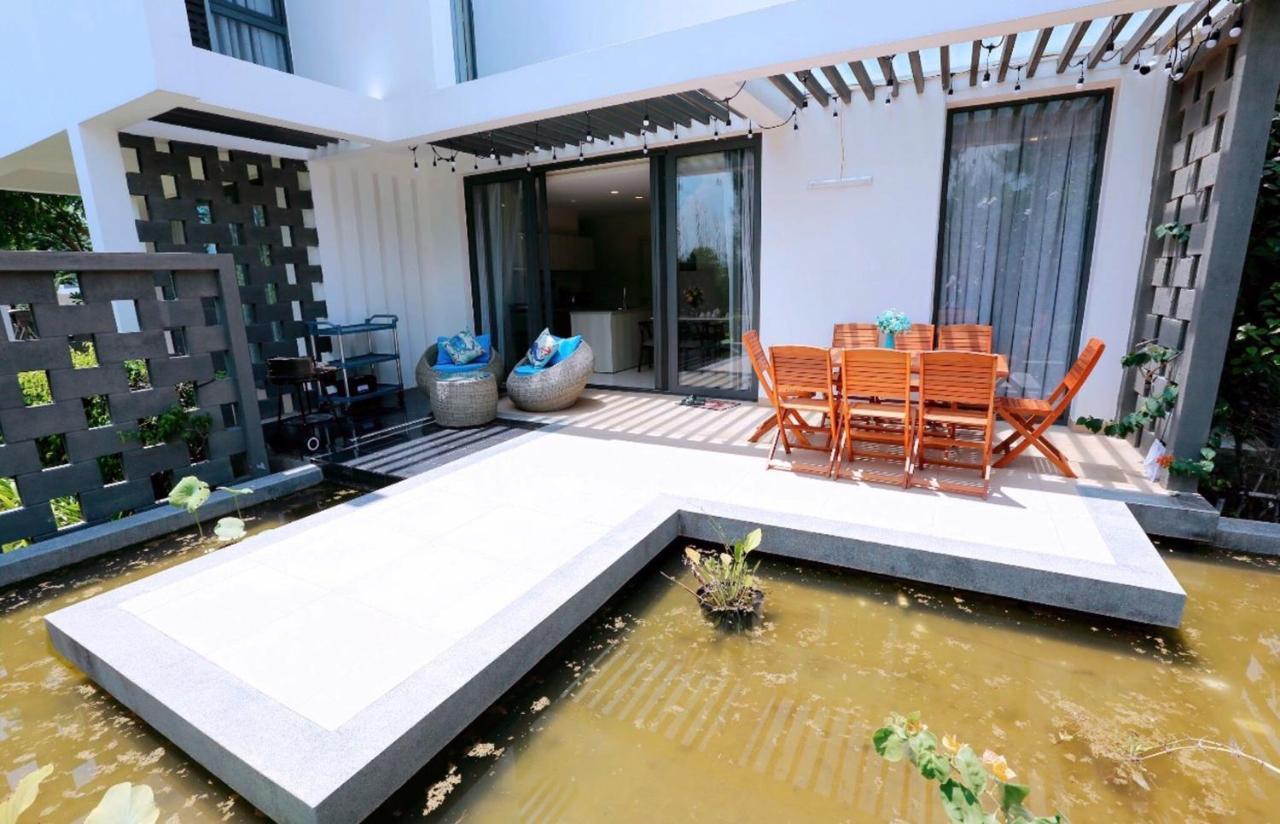 Okinawa Villas And Beach Club - Oceanami Resort Long Hai Exterior photo